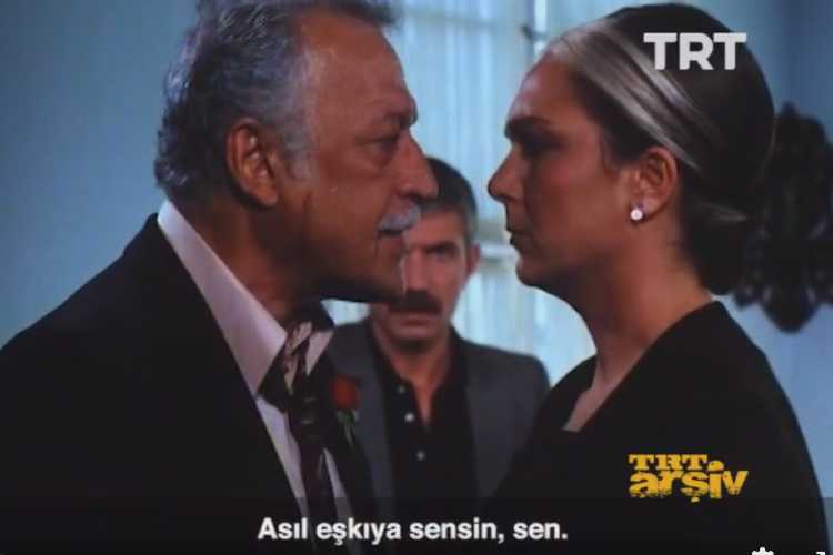 KARTALLAR YÜKSEK UÇAR