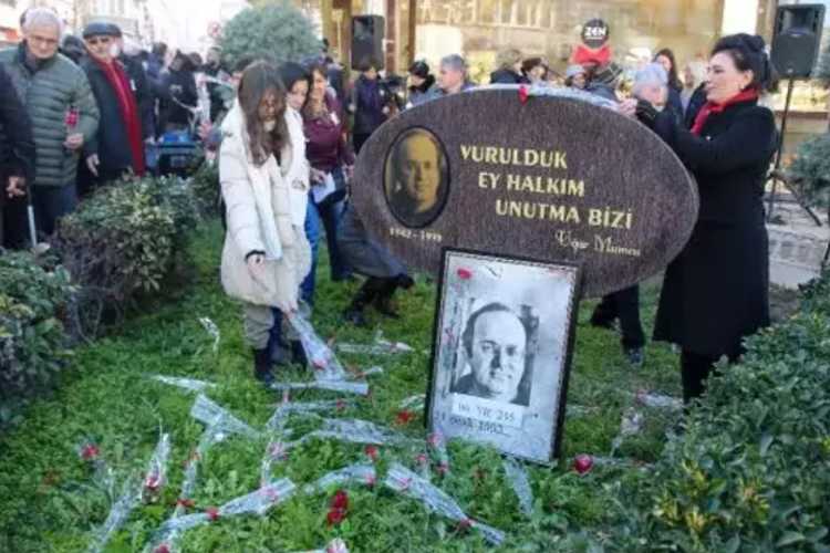 UĞUR MUMCU