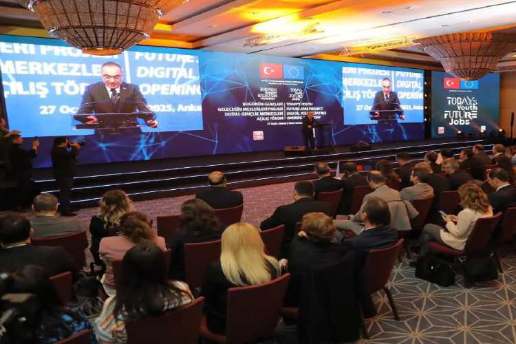 DIGITAL YOUTH CENTERS IN EDIRNE 2