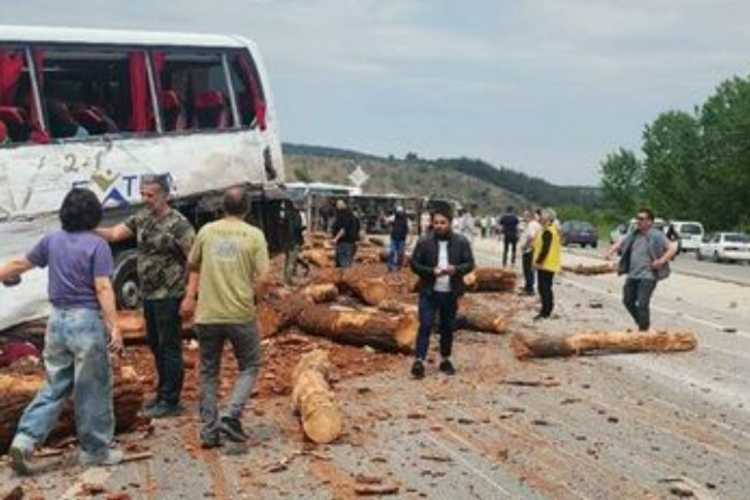 EZİNE OTOBÜS KAZASI 100525