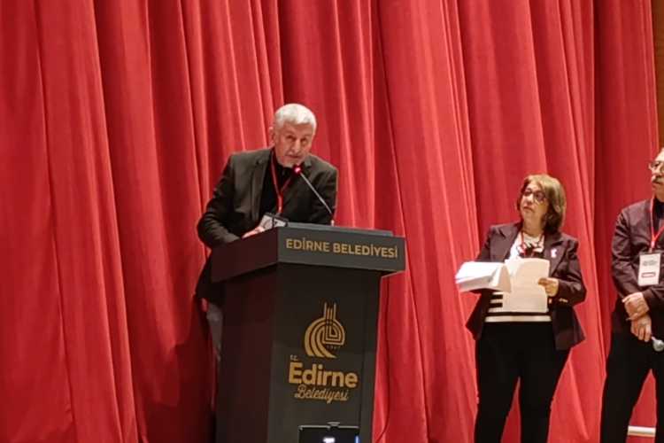 AHMET ZİYA YAZ EMEKLİ DERNEĞİ BAŞKANI ÇALIŞTAYDA KONUŞUYOR