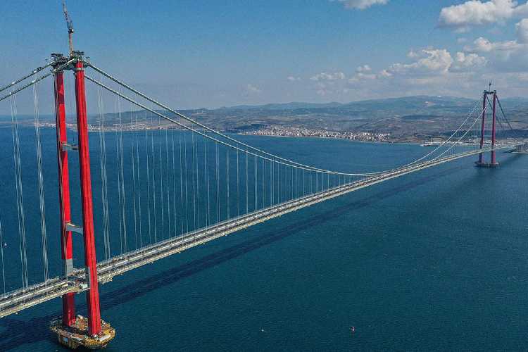 Çanakkale Suspension Bridge Over Çanakkale Strait has officially become the suspension bridge with the highest towers globally.