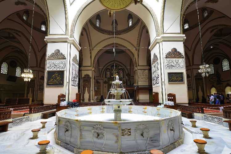 GRAD MOSQUE INTERIOR PHOTO MURAT OCAL