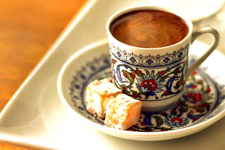 Turkish coffee and lokum